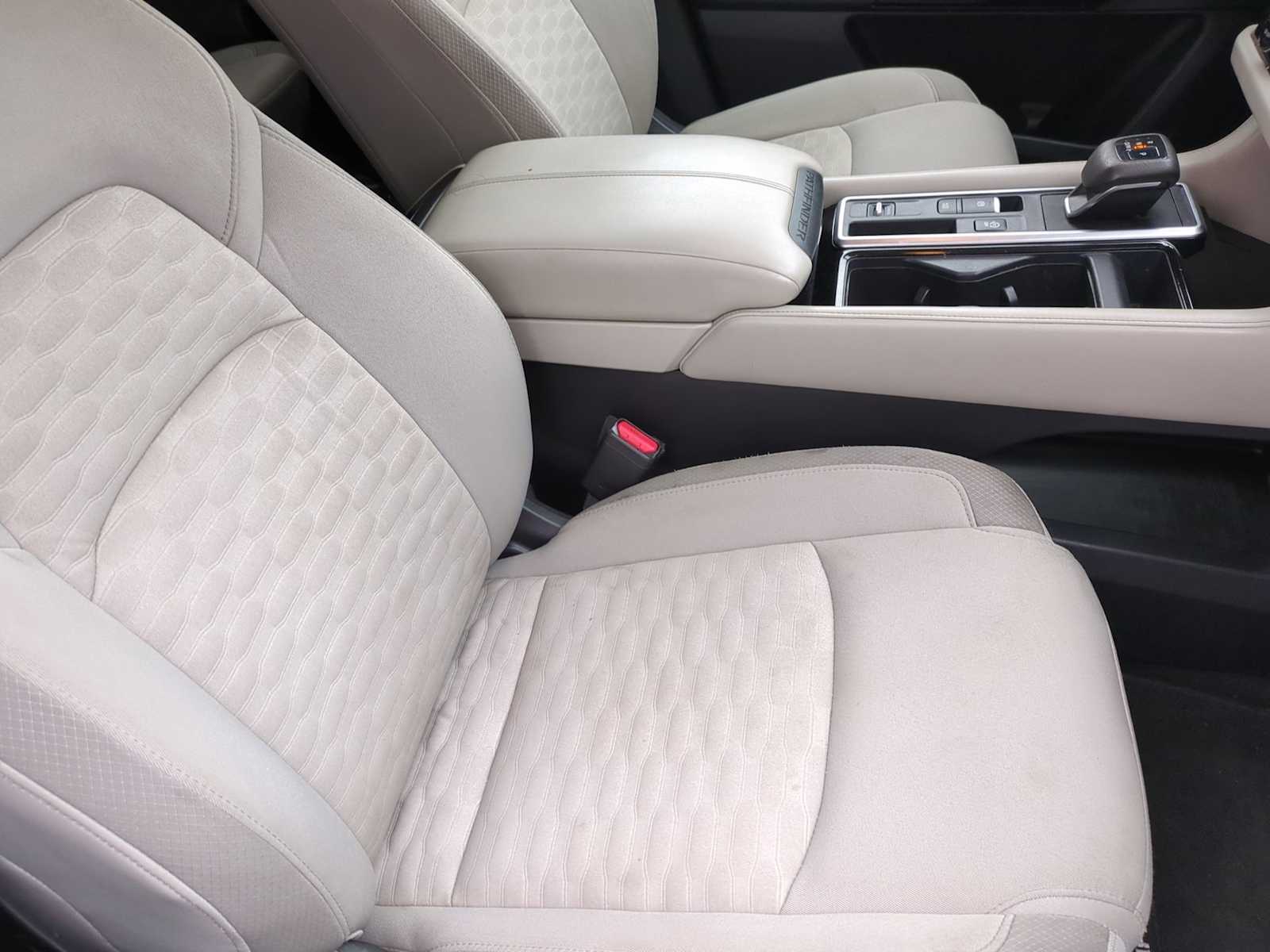 Thumbnail: 2022 Nissan Pathfinder - 21