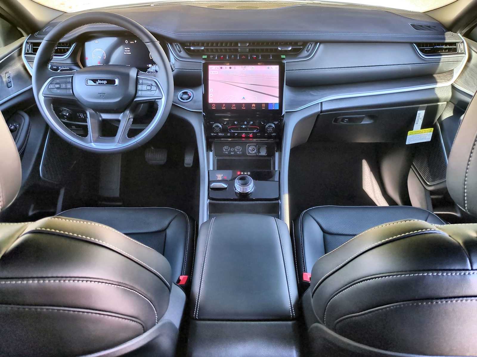 Thumbnail: 2025 Jeep Grand Cherokee - 15