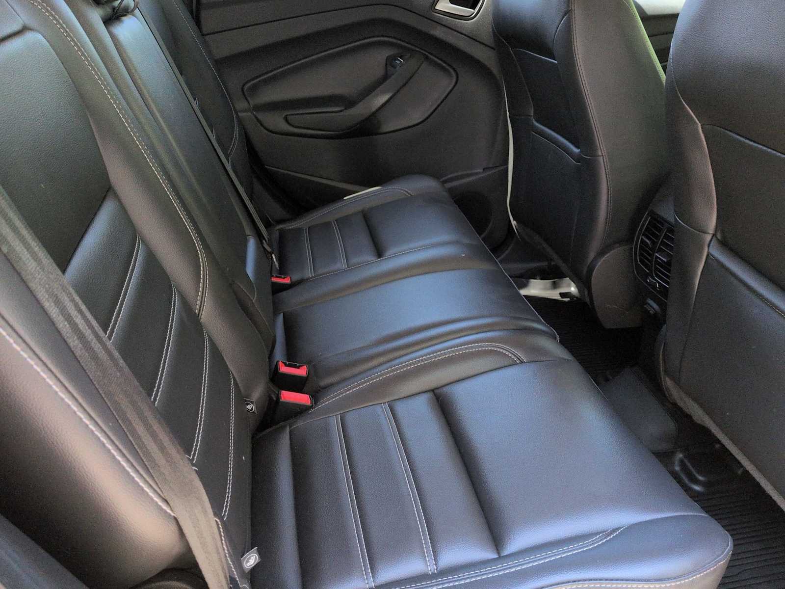 Thumbnail: 2019 Ford Escape - 20