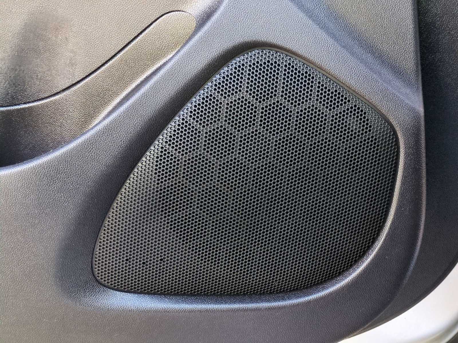 Thumbnail: 2020 Chevrolet Malibu - 29