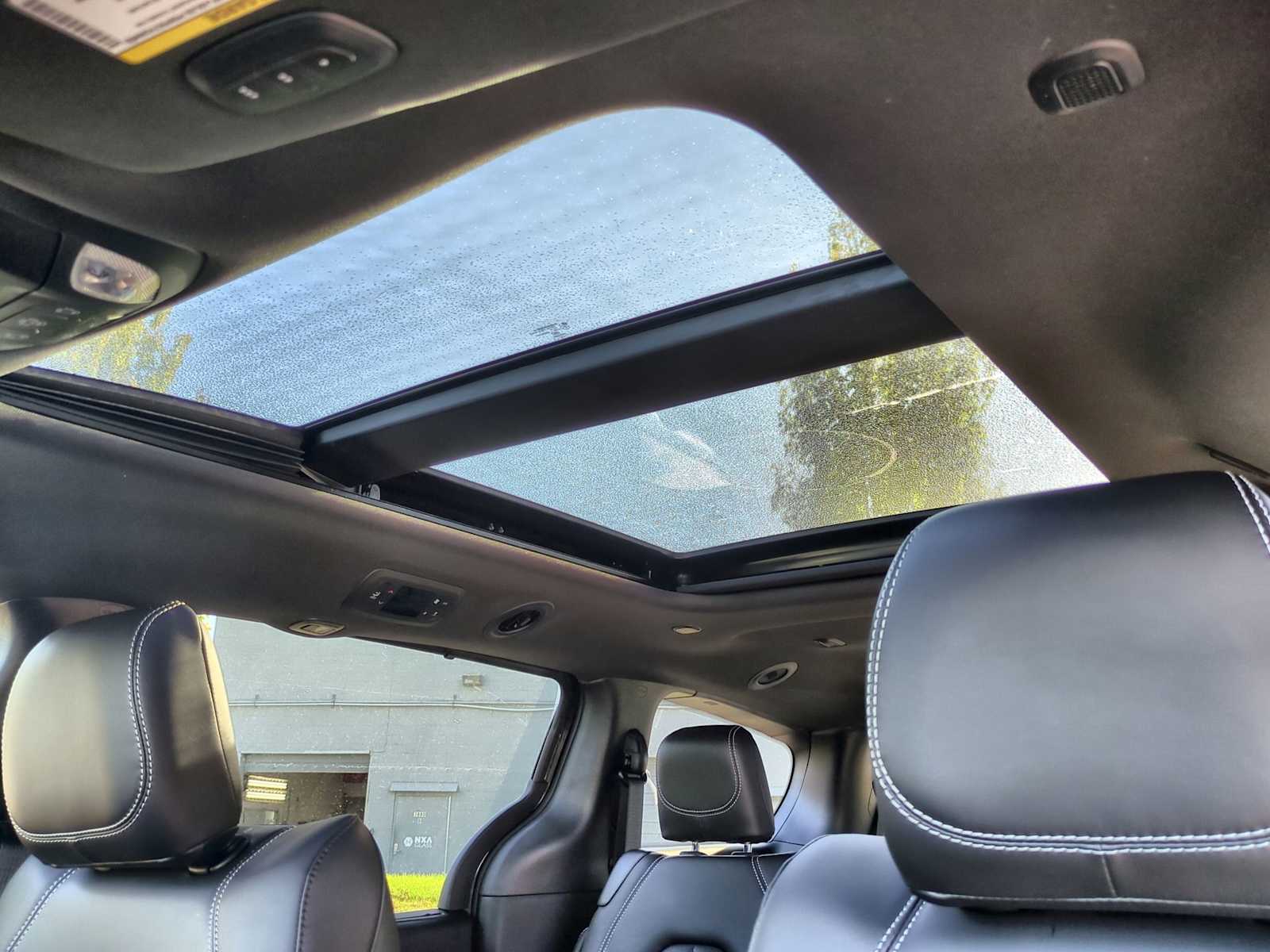 Thumbnail: 2026 Chrysler Pacifica - 19