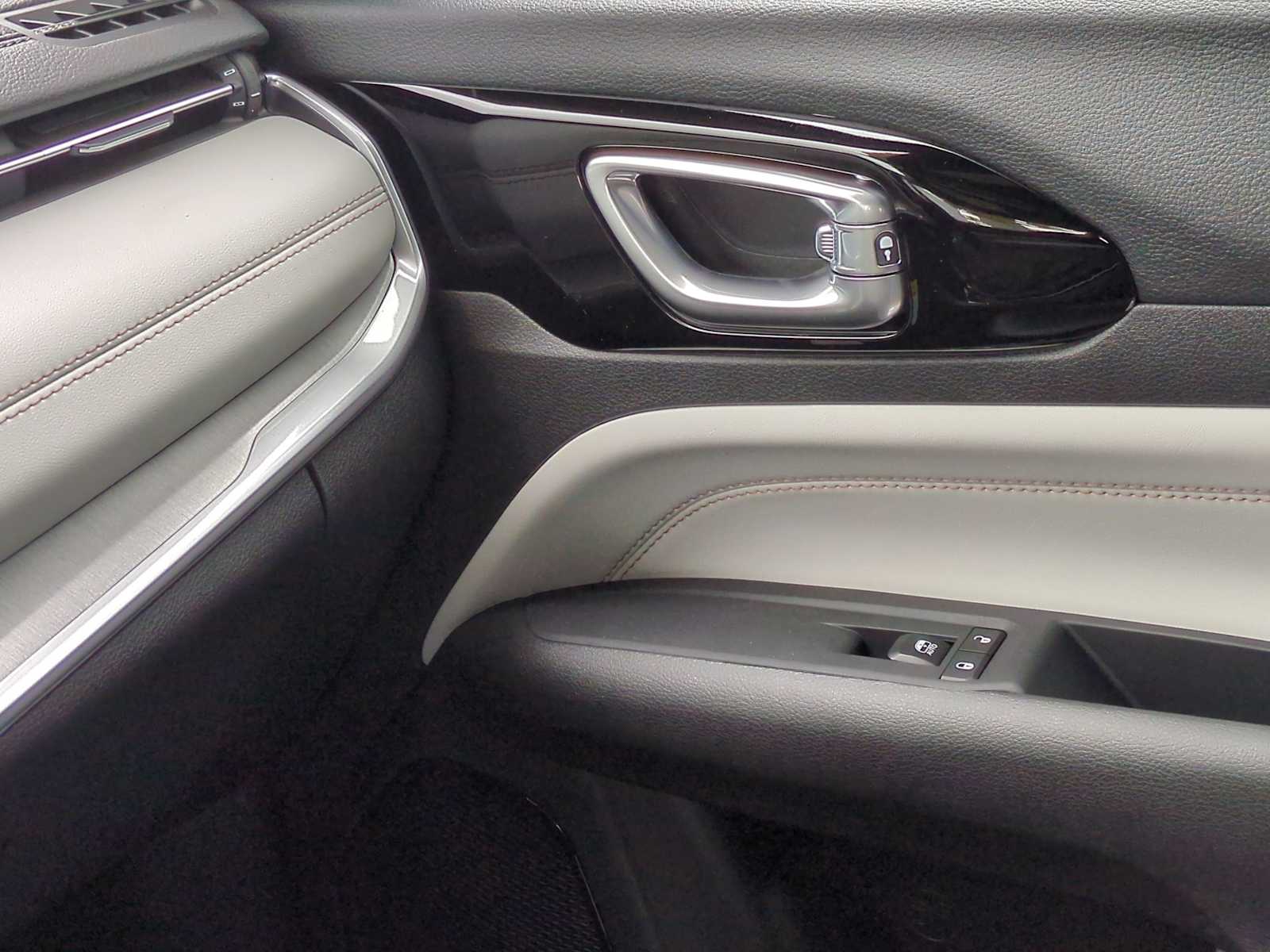 Thumbnail: 2026 Jeep Compass - 35