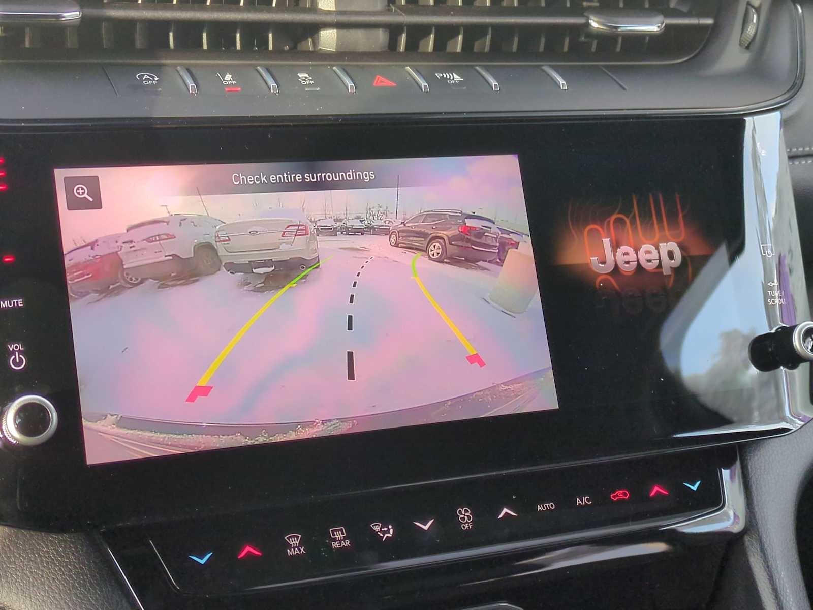 Thumbnail: 2026 Jeep Grand Cherokee - 29