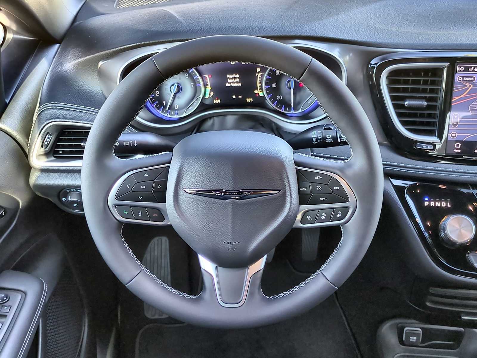 Thumbnail: 2026 Chrysler Pacifica - 23