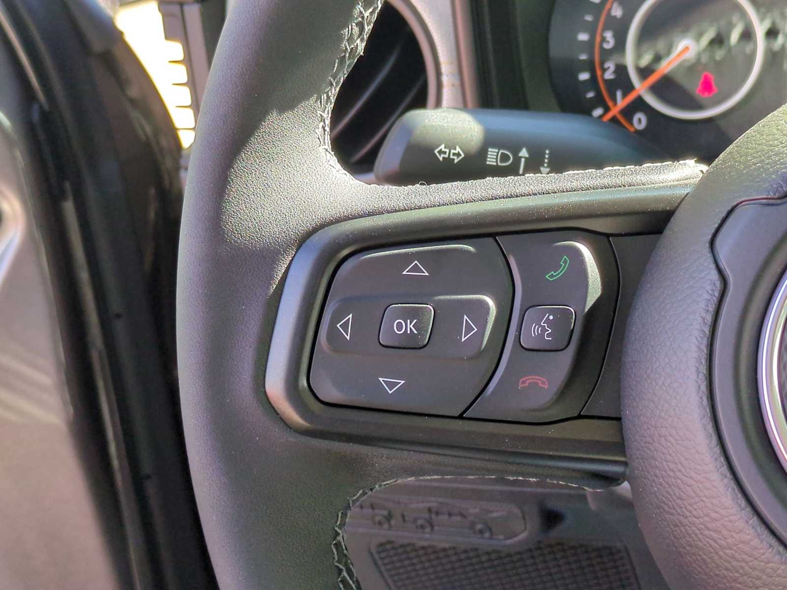 Thumbnail: 2025 Jeep Wrangler - 23