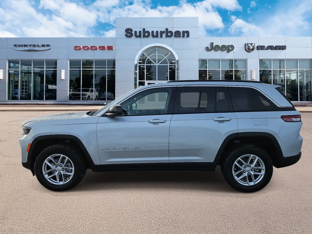 Thumbnail: 2025 Jeep Grand Cherokee - 5