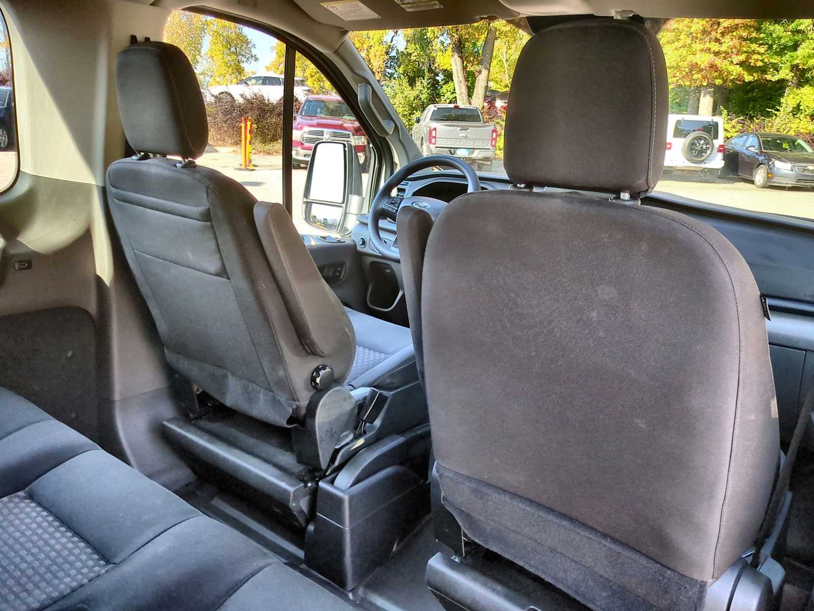 Thumbnail: 2020 Ford Econoline - 18