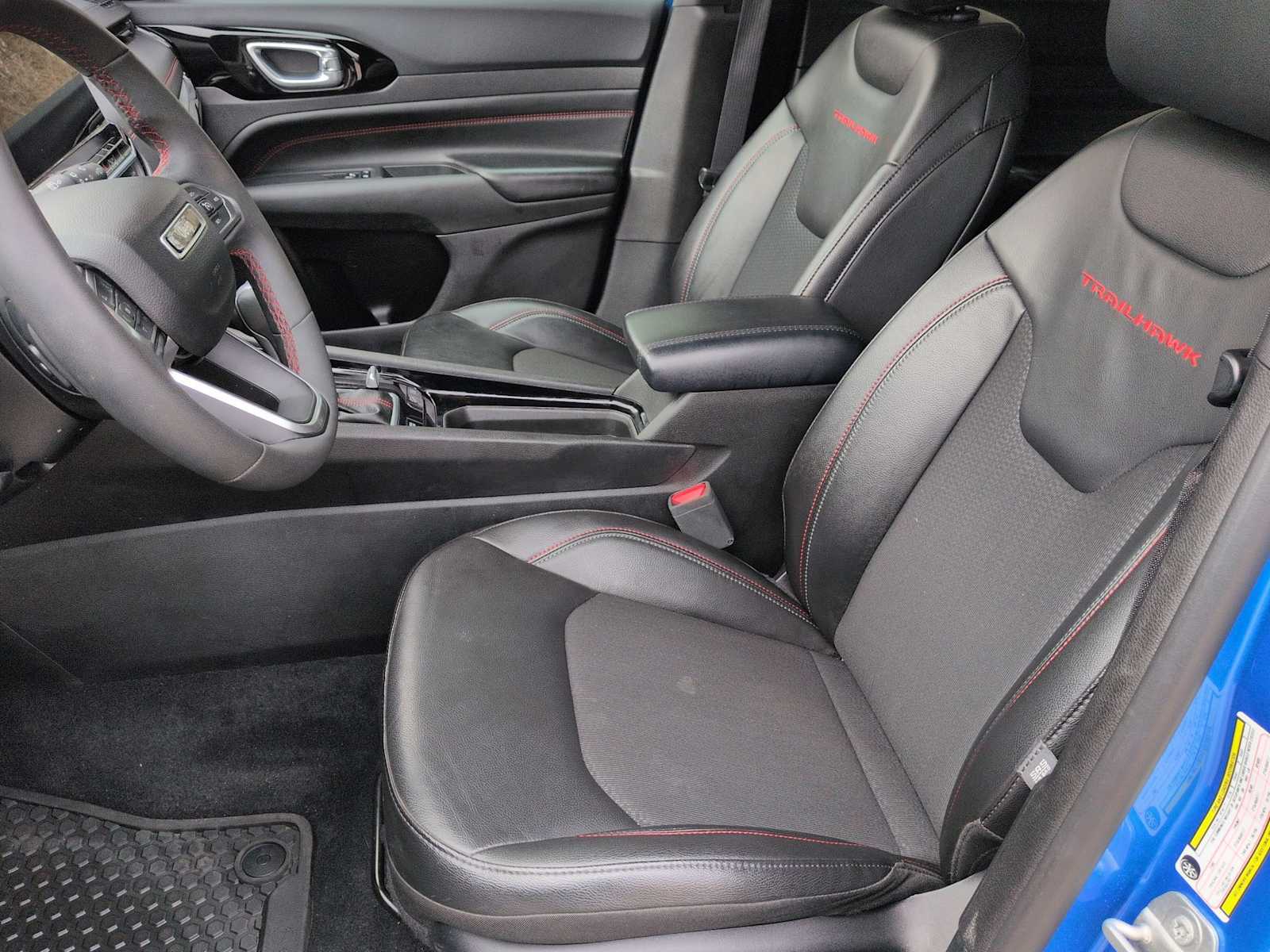 Thumbnail: 2025 Jeep Compass - 17