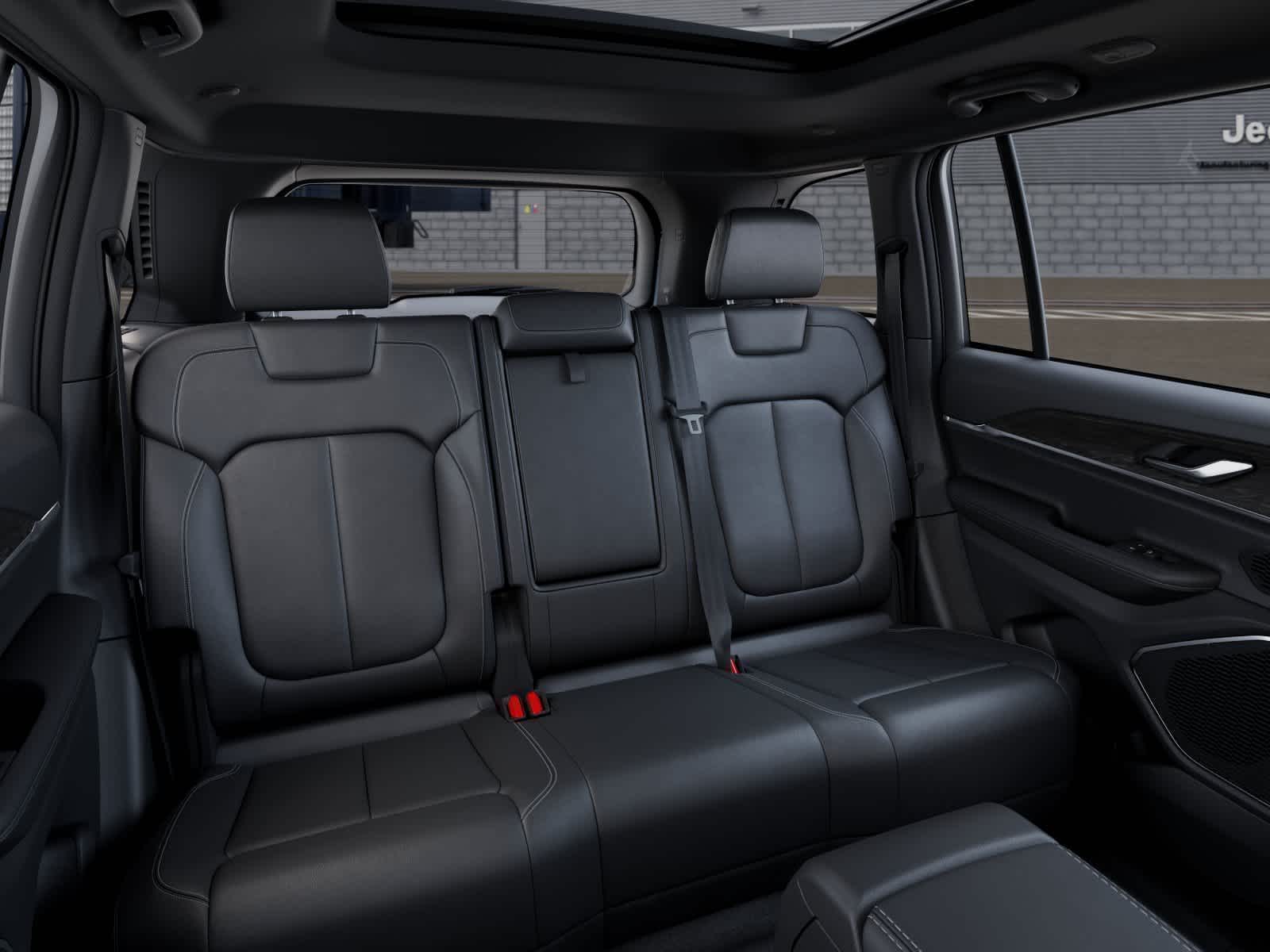 Thumbnail: 2026 Jeep Grand Cherokee - 15