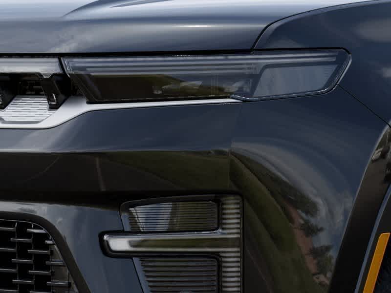 Thumbnail: 2026 Jeep Grand Wagoneer - 10