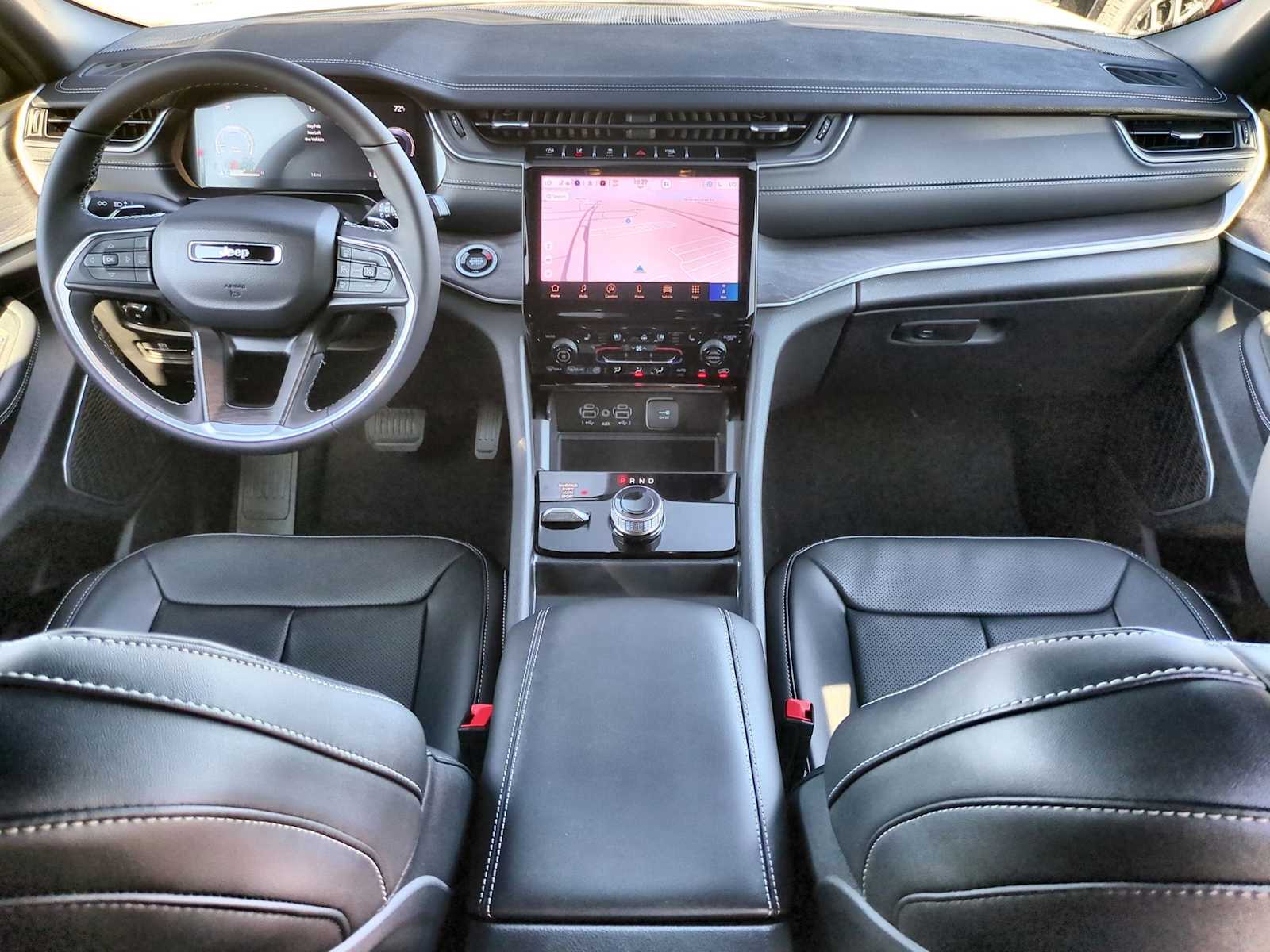 Thumbnail: 2025 Jeep Grand Cherokee - 16