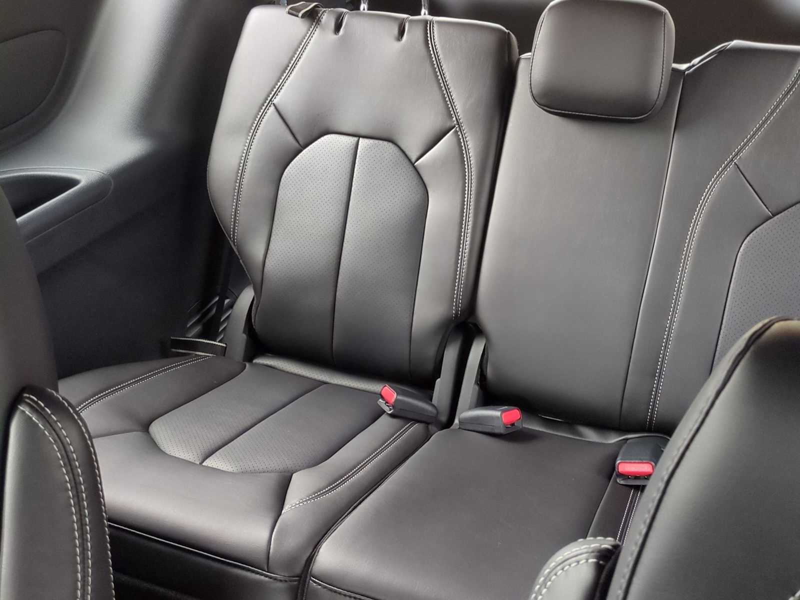 Thumbnail: 2026 Chrysler Pacifica - 35