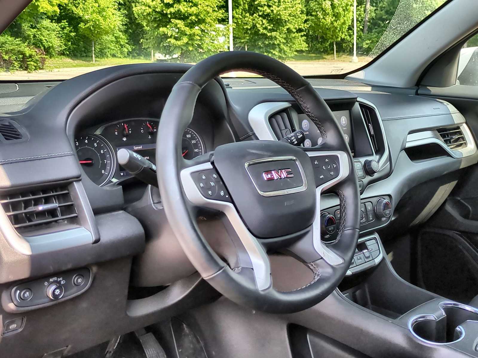 2024 GMC Terrain SLT 10