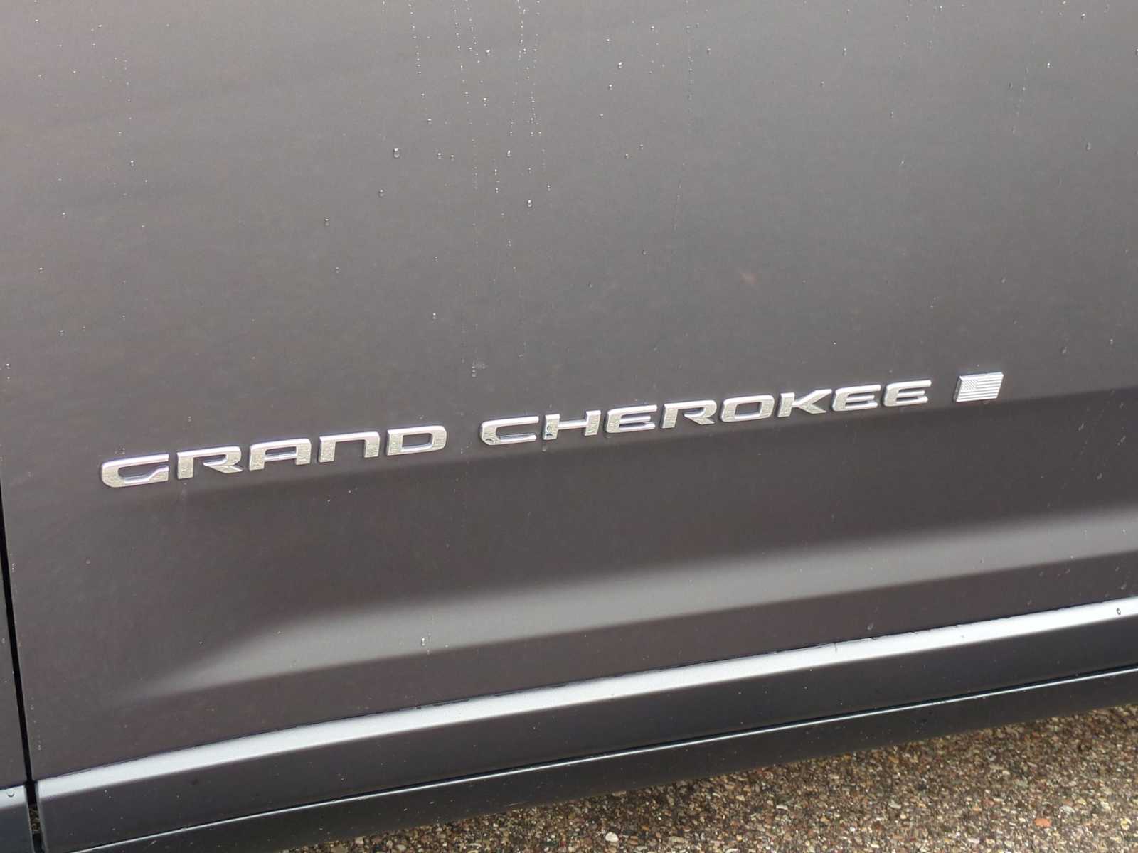 Thumbnail: 2023 Jeep Grand Cherokee - 13