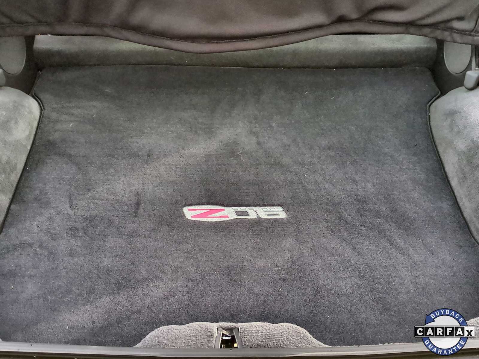 Thumbnail: 2006 Chevrolet Corvette - 28