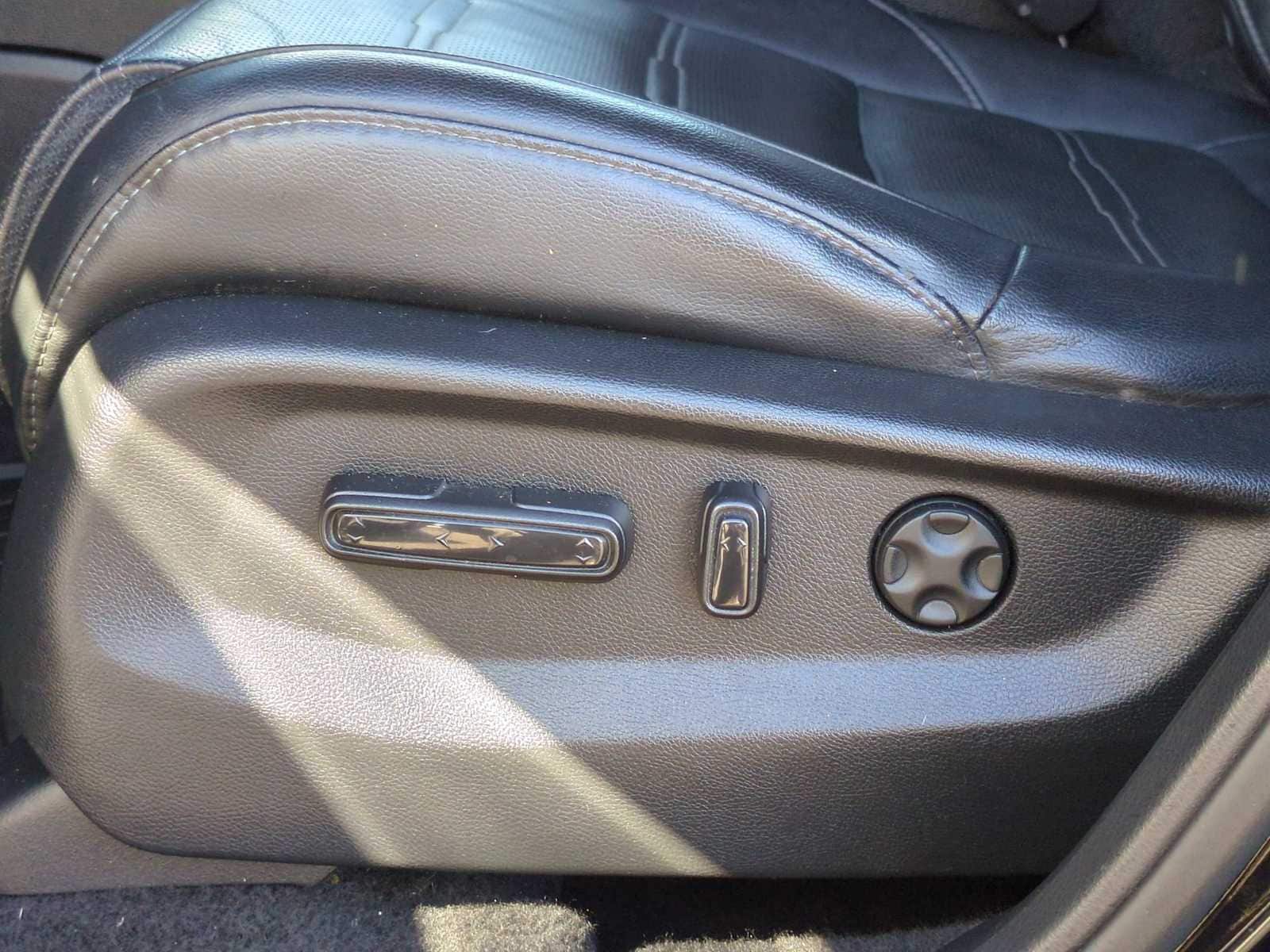 Thumbnail: 2022 Honda CR-V - 17