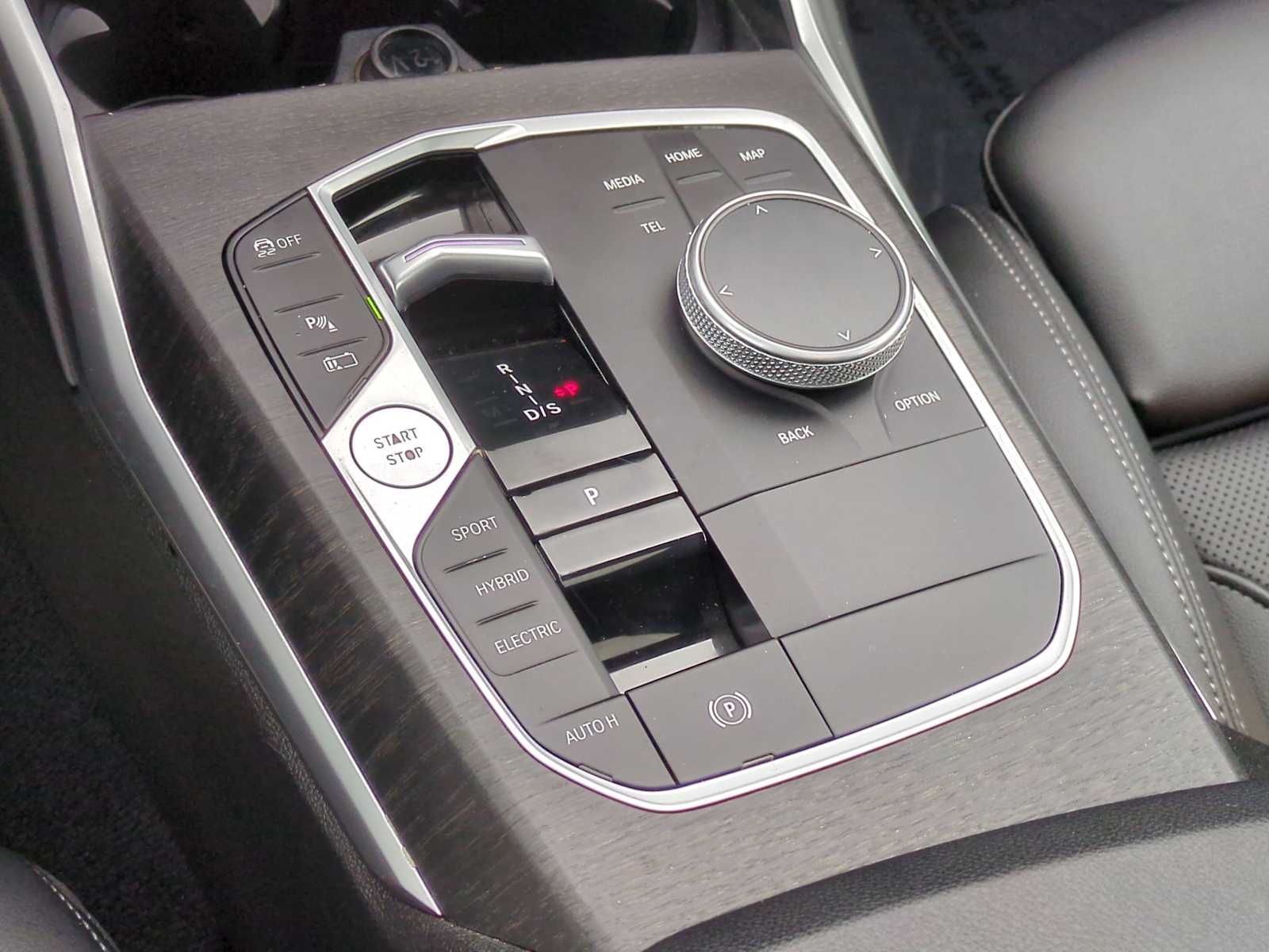 Thumbnail: 2023 BMW 3 Series - 34