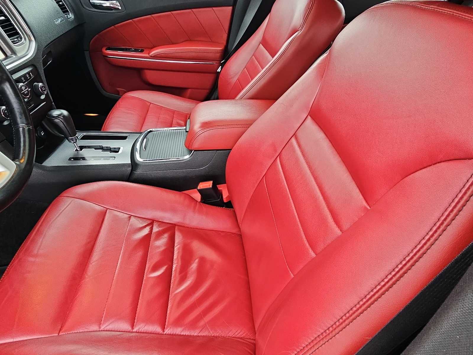 Thumbnail: 2011 Dodge Charger - 24