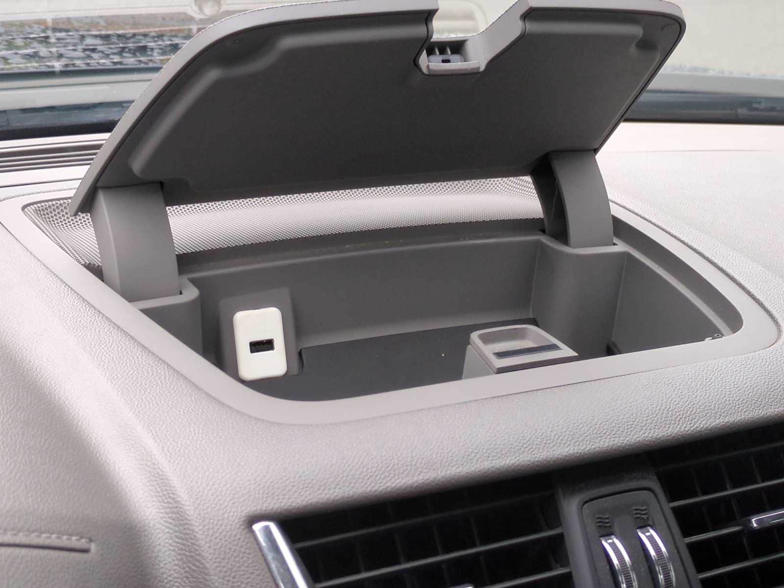 Thumbnail: 2014 GMC Acadia - 40