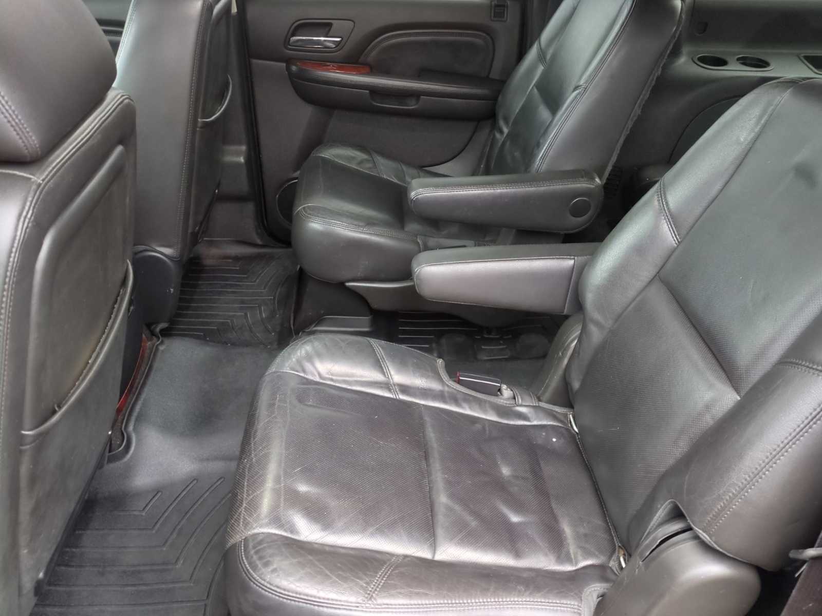 Thumbnail: 2013 Cadillac Escalade - 20