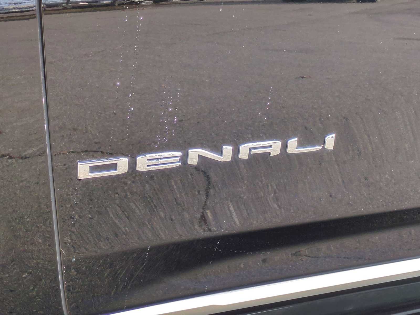 Thumbnail: 2021 GMC Yukon - 13