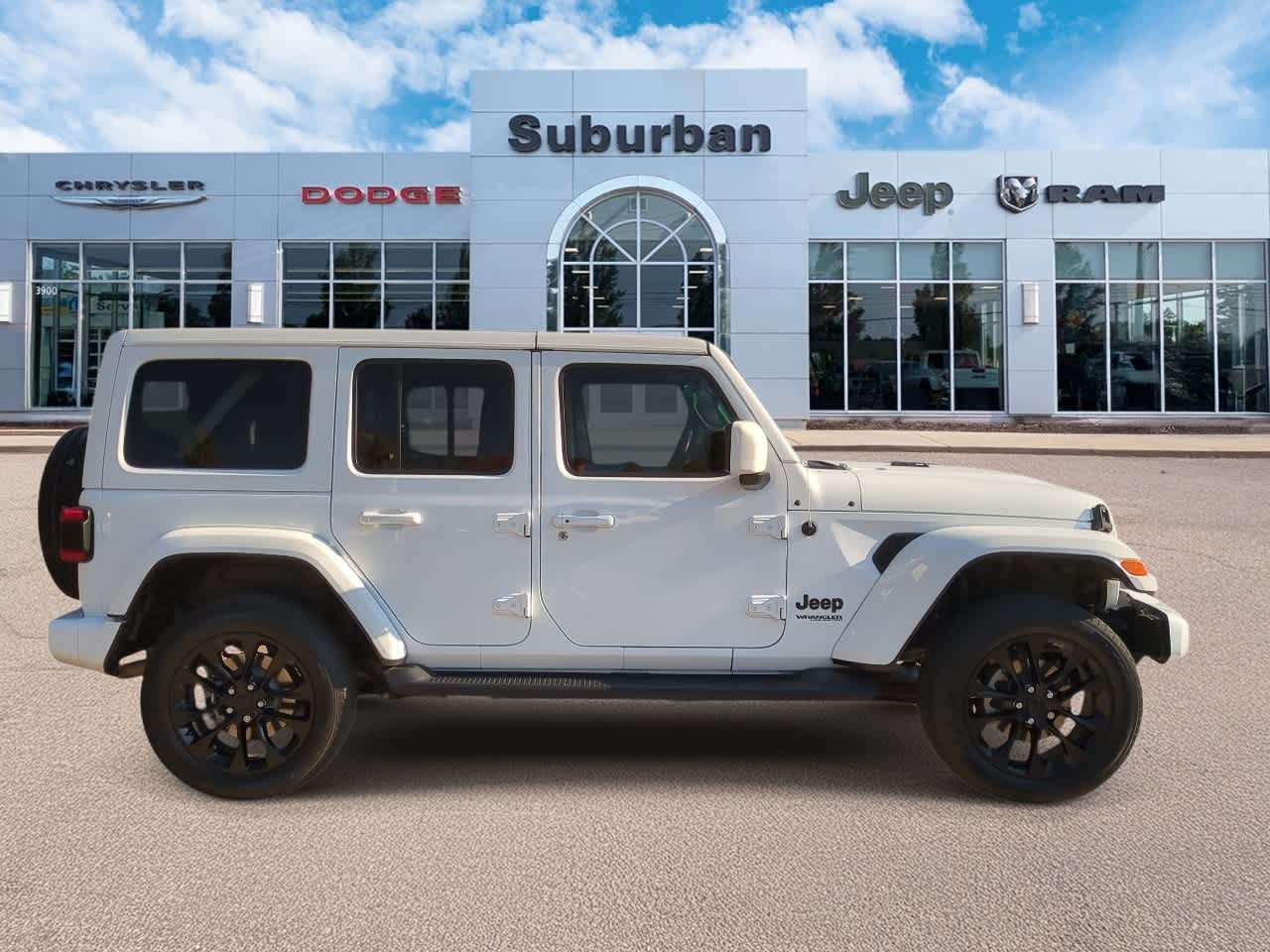 Thumbnail: 2021 Jeep Wrangler - 9