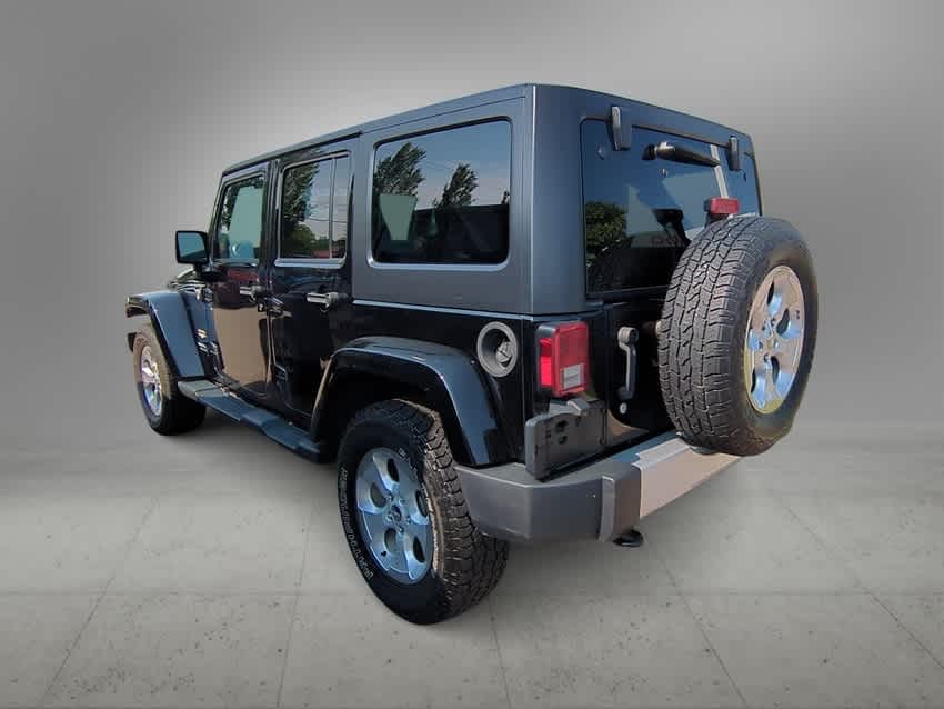 2015 Jeep Wrangler Unlimited Sahara 6