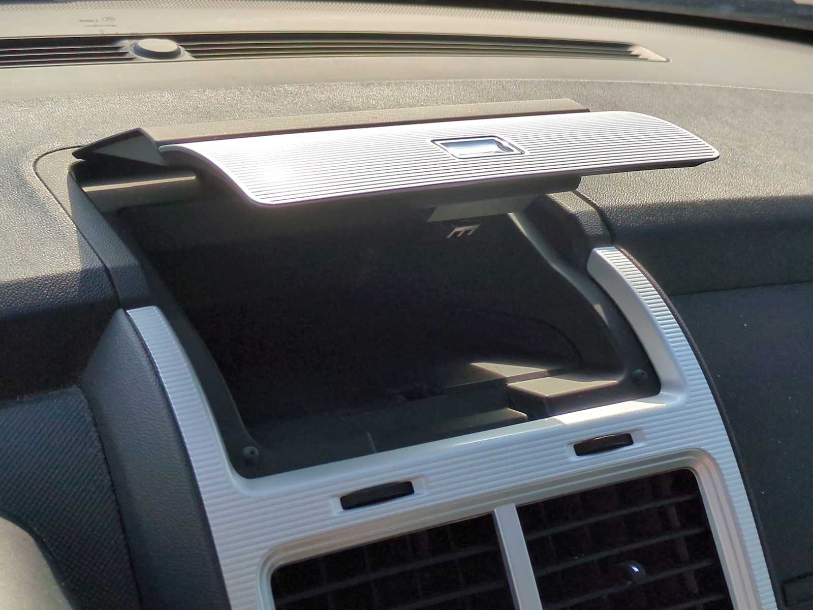 Thumbnail: 2010 Dodge Journey - 36