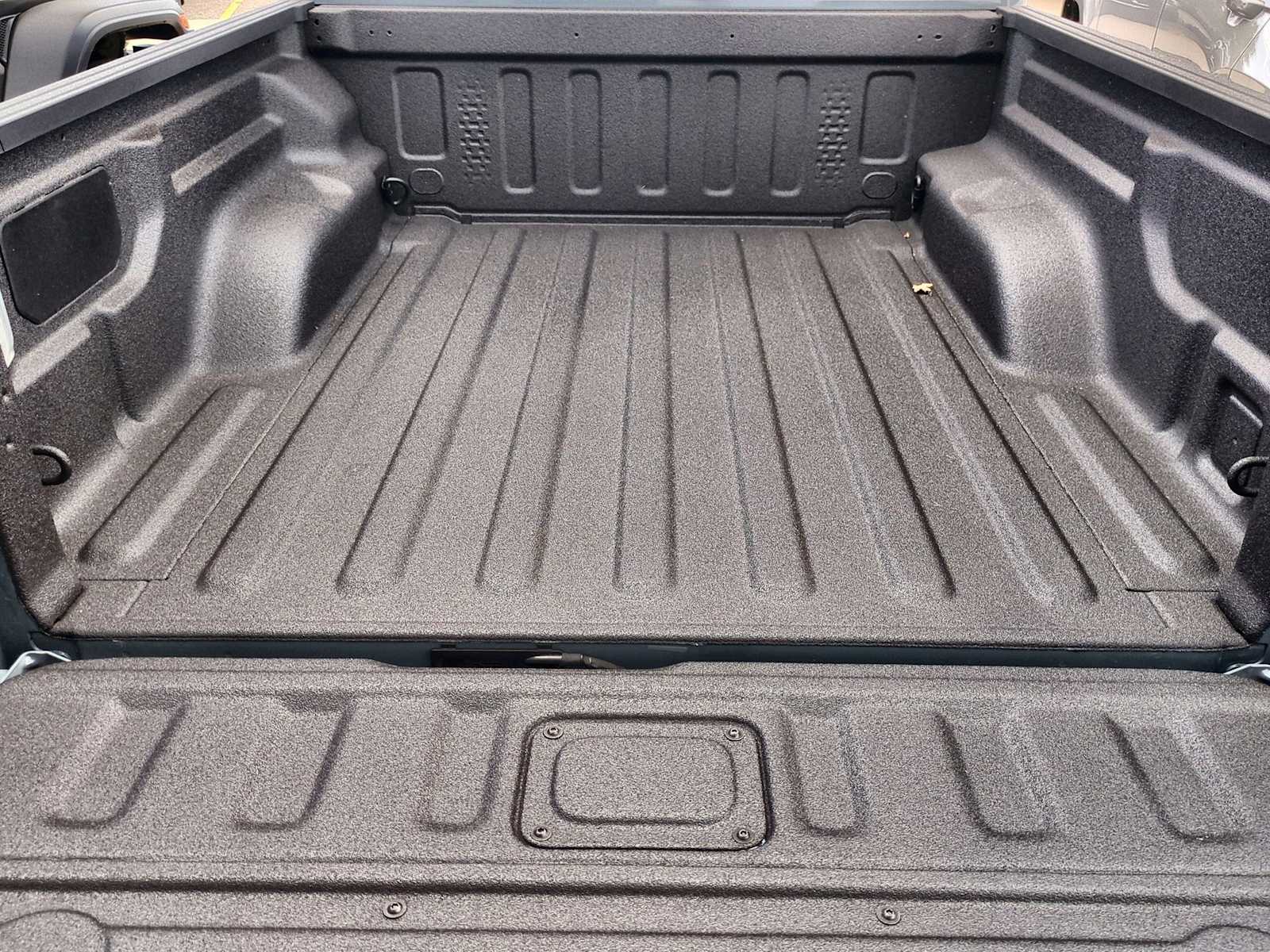 Thumbnail: 2025 Jeep Gladiator - 33