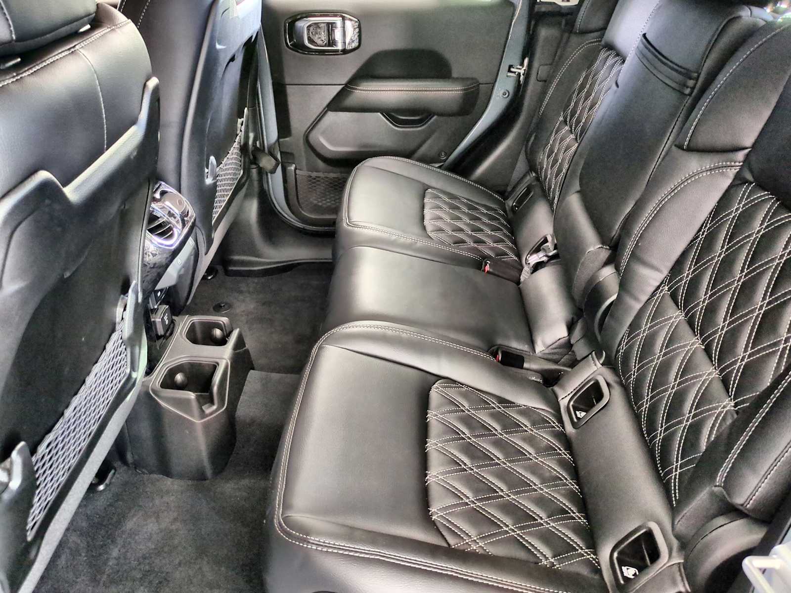 Thumbnail: 2025 Jeep Gladiator - 19