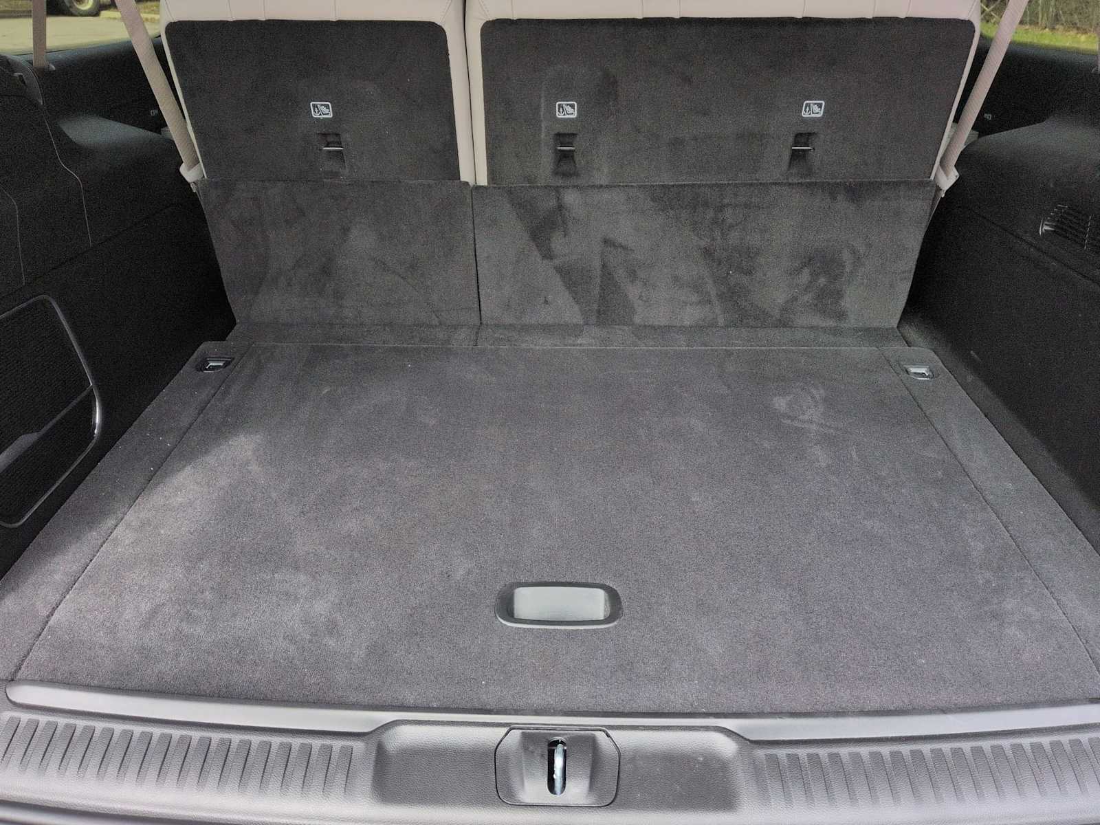 Thumbnail: 2025 Jeep Wagoneer - 34