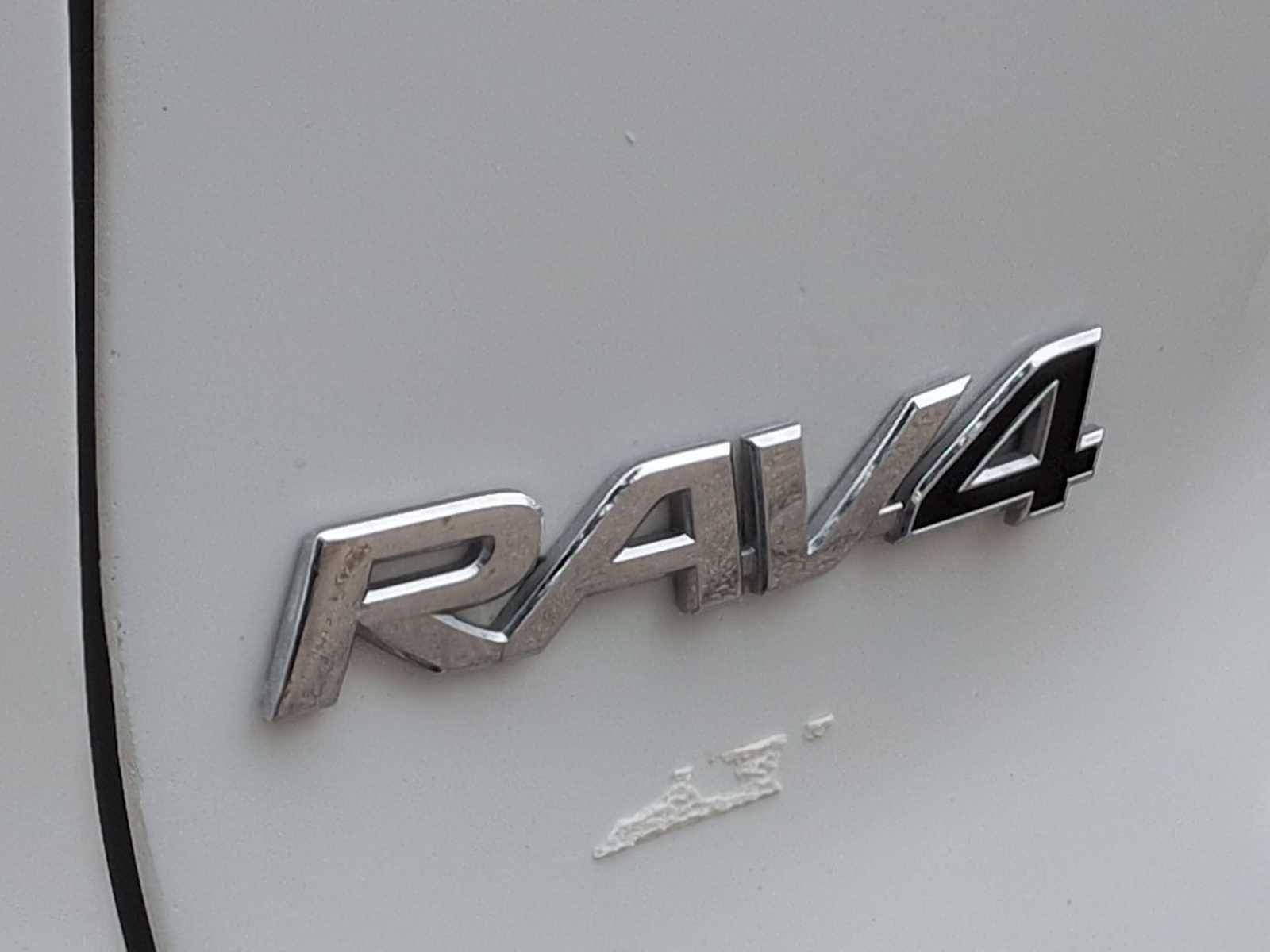 Thumbnail: 2024 Toyota RAV4 - 12