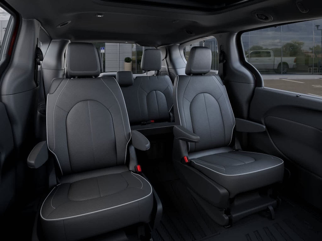 New 2026 Chrysler Pacifica Limited Passenger Van