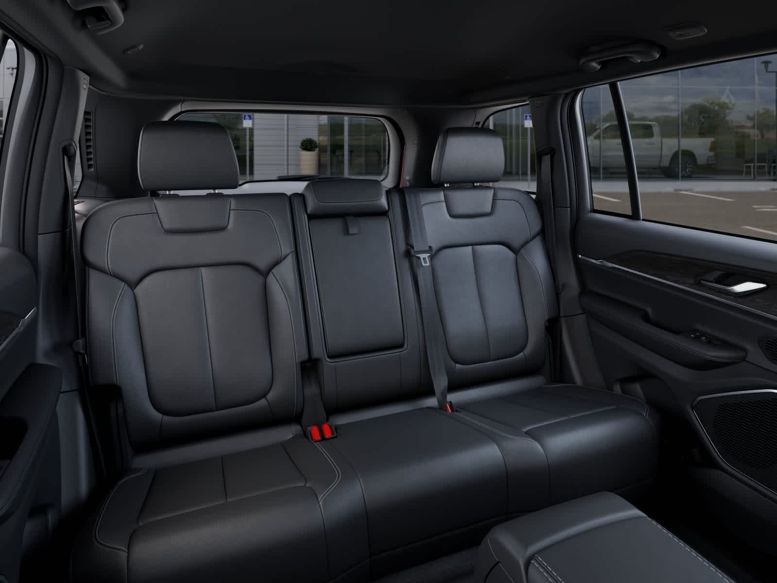 Thumbnail: 2026 Jeep Grand Cherokee - 7