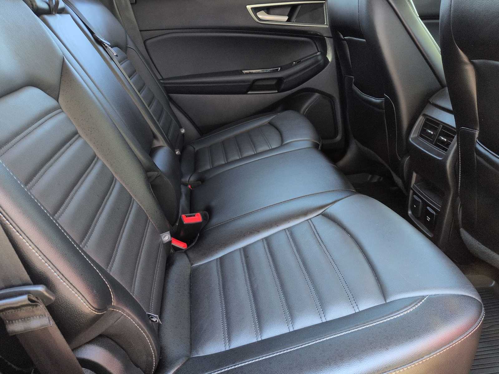 Thumbnail: 2018 Ford Edge - 20