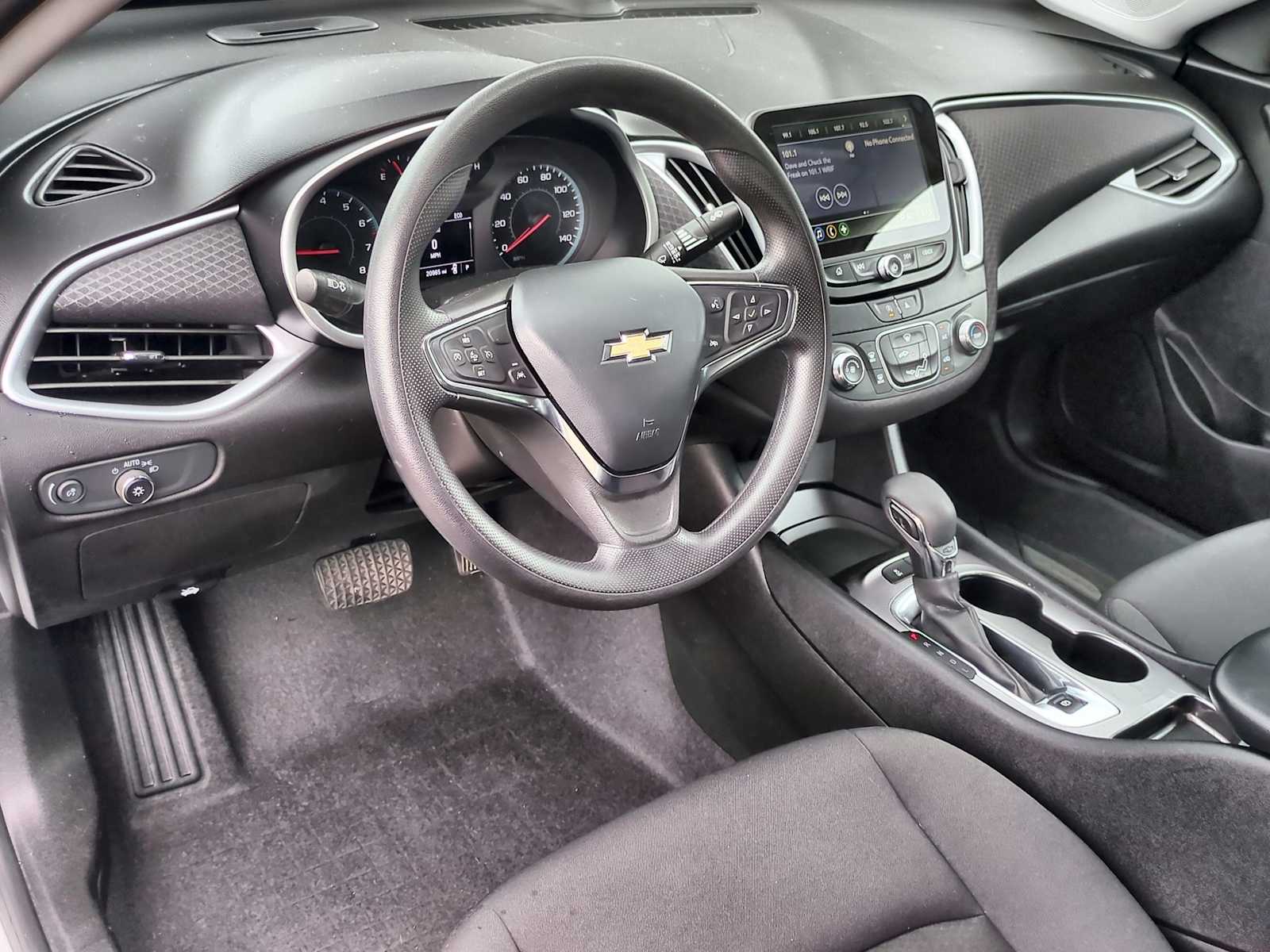 Thumbnail: 2024 Chevrolet Malibu - 10
