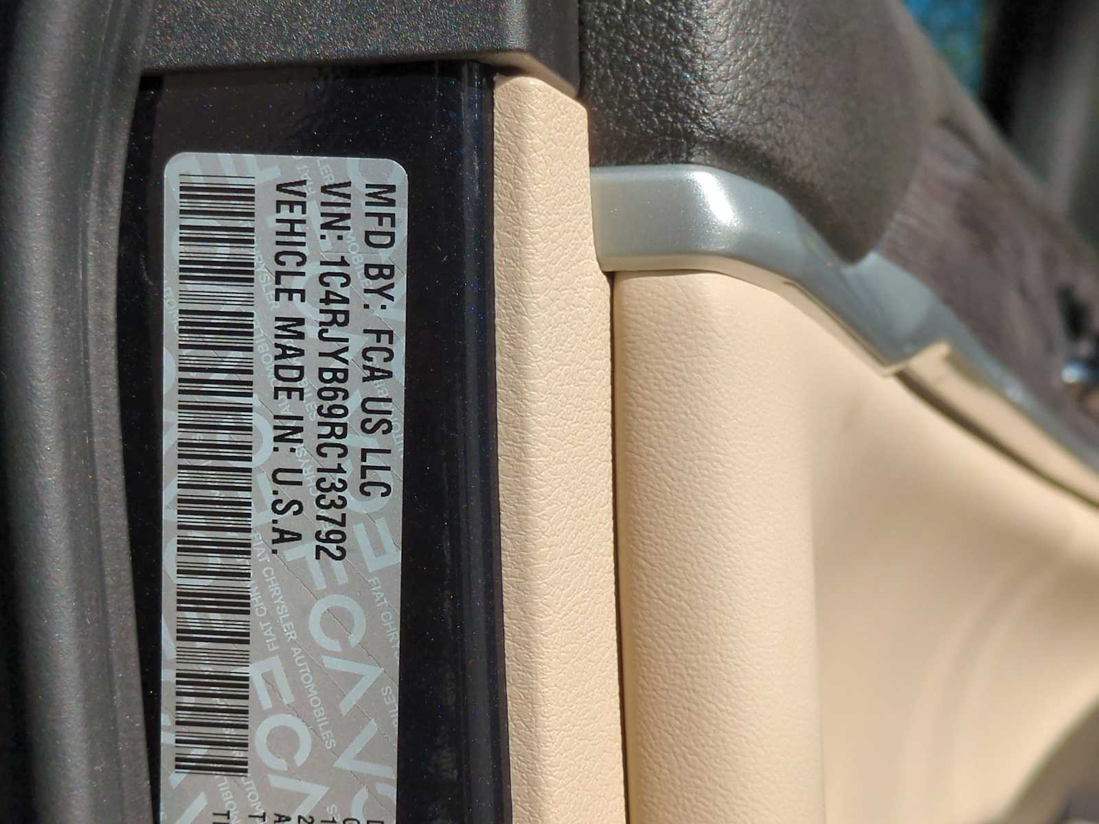 Thumbnail: 2024 Jeep Grand Cherokee - 39