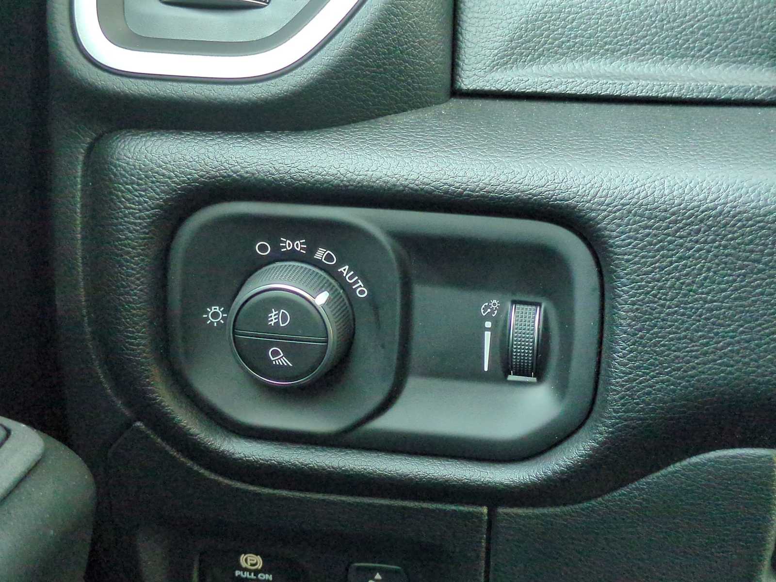 Thumbnail: 2026 RAM 1500 - 26