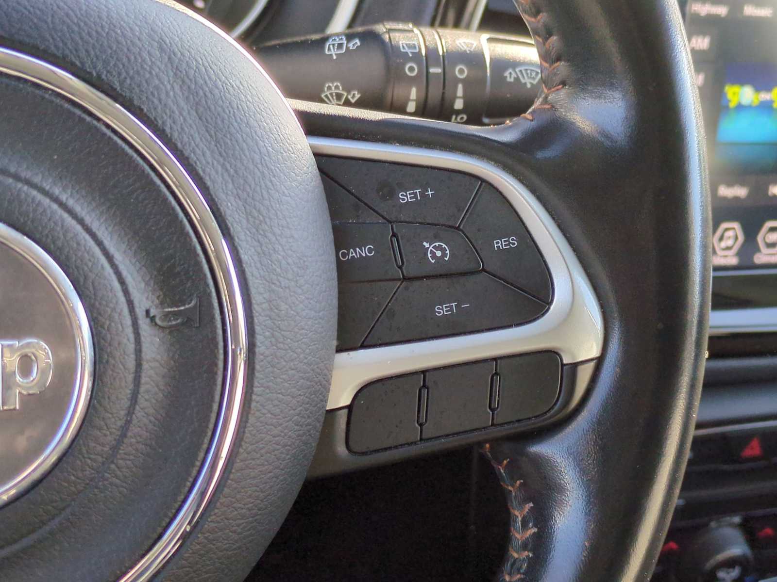 Thumbnail: 2020 Jeep Compass - 24