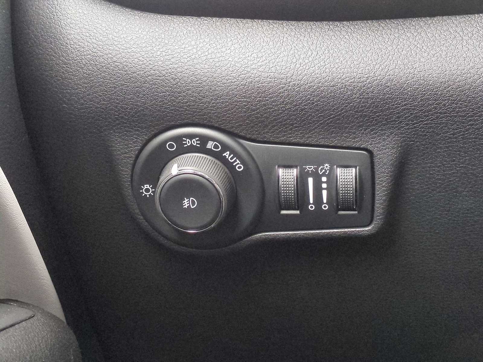 Thumbnail: 2026 Jeep Compass - 36