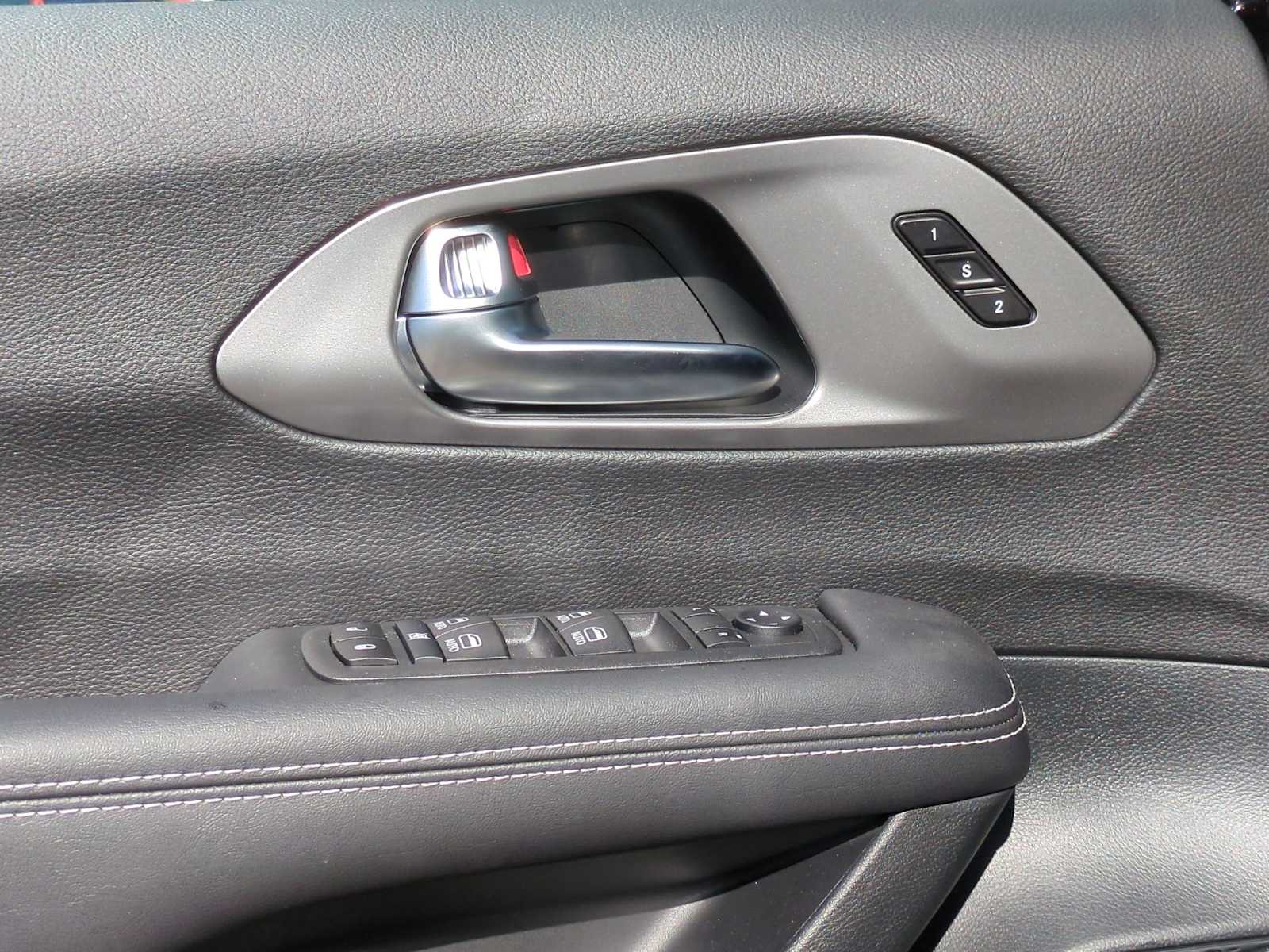 Thumbnail: 2026 Chrysler Pacifica - 38