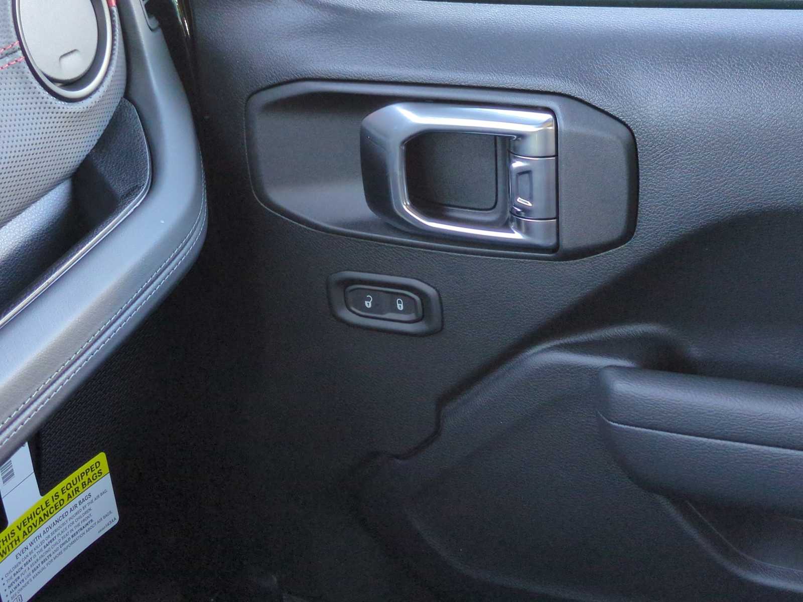 Thumbnail: 2026 Jeep Wrangler - 38