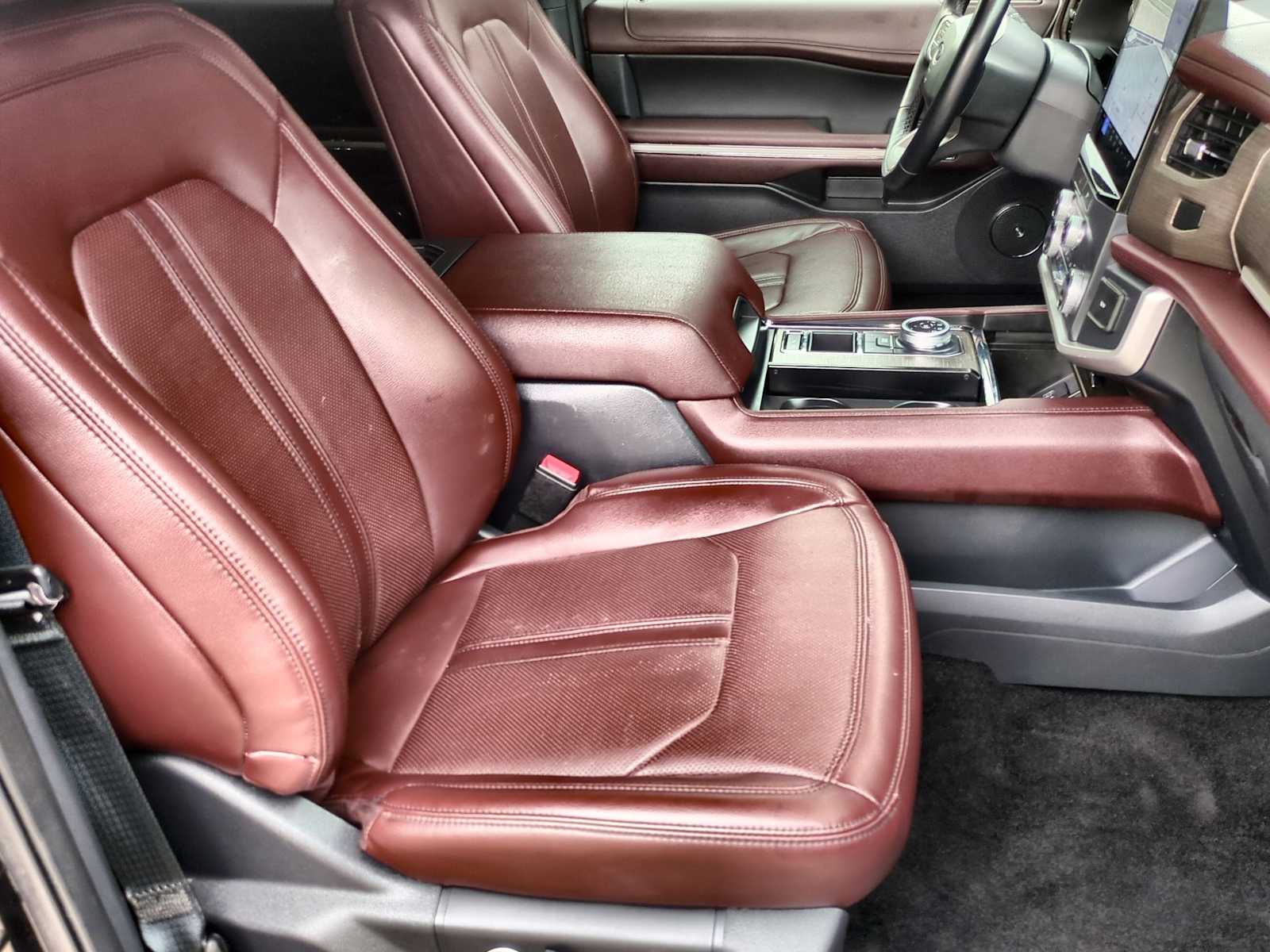 Thumbnail: 2022 Ford Expedition - 24