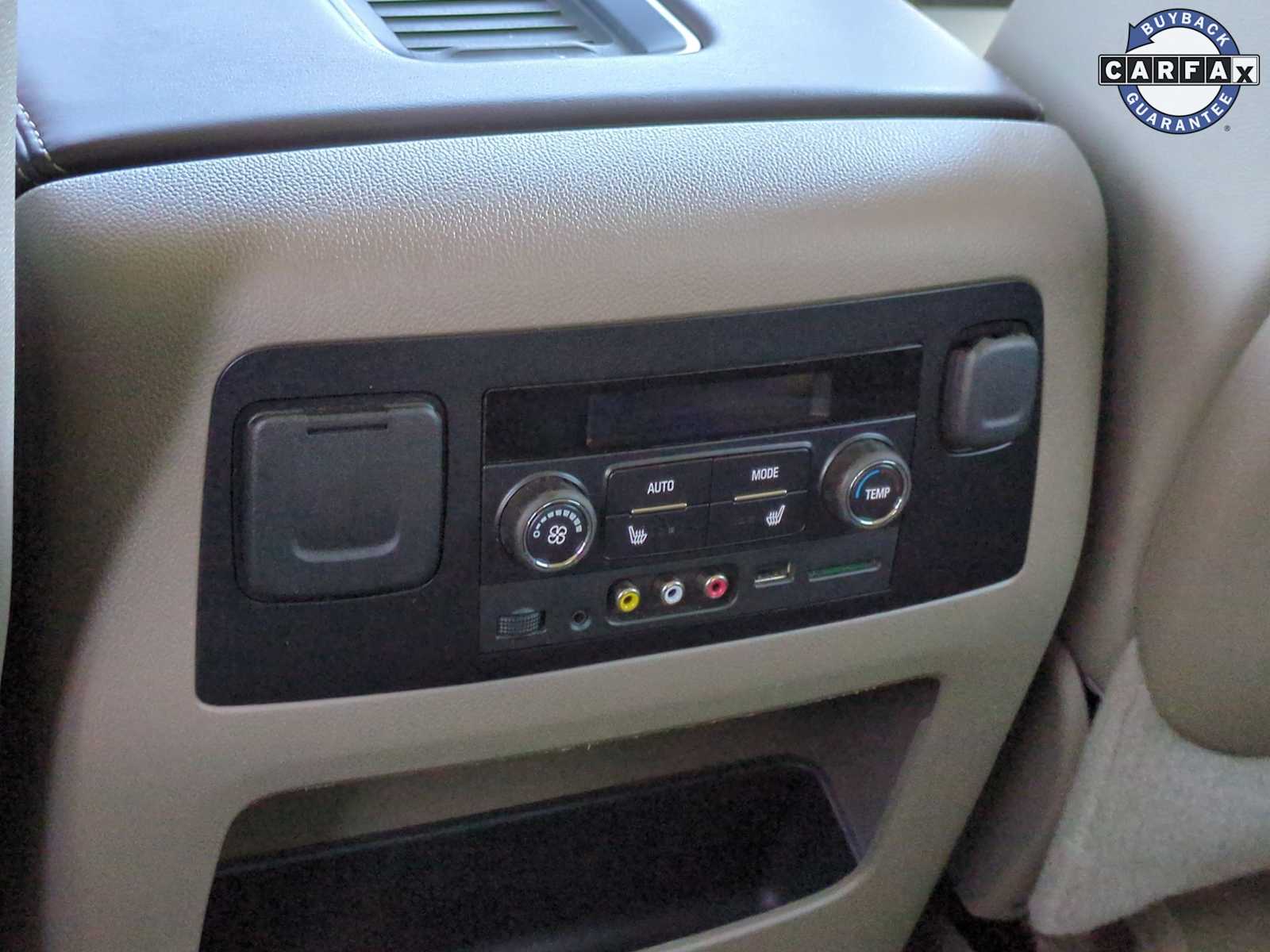 Thumbnail: 2016 Chevrolet Tahoe - 41