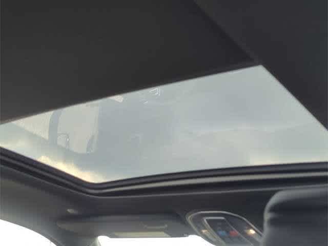 Thumbnail: 2025 Jeep Wagoneer - 24