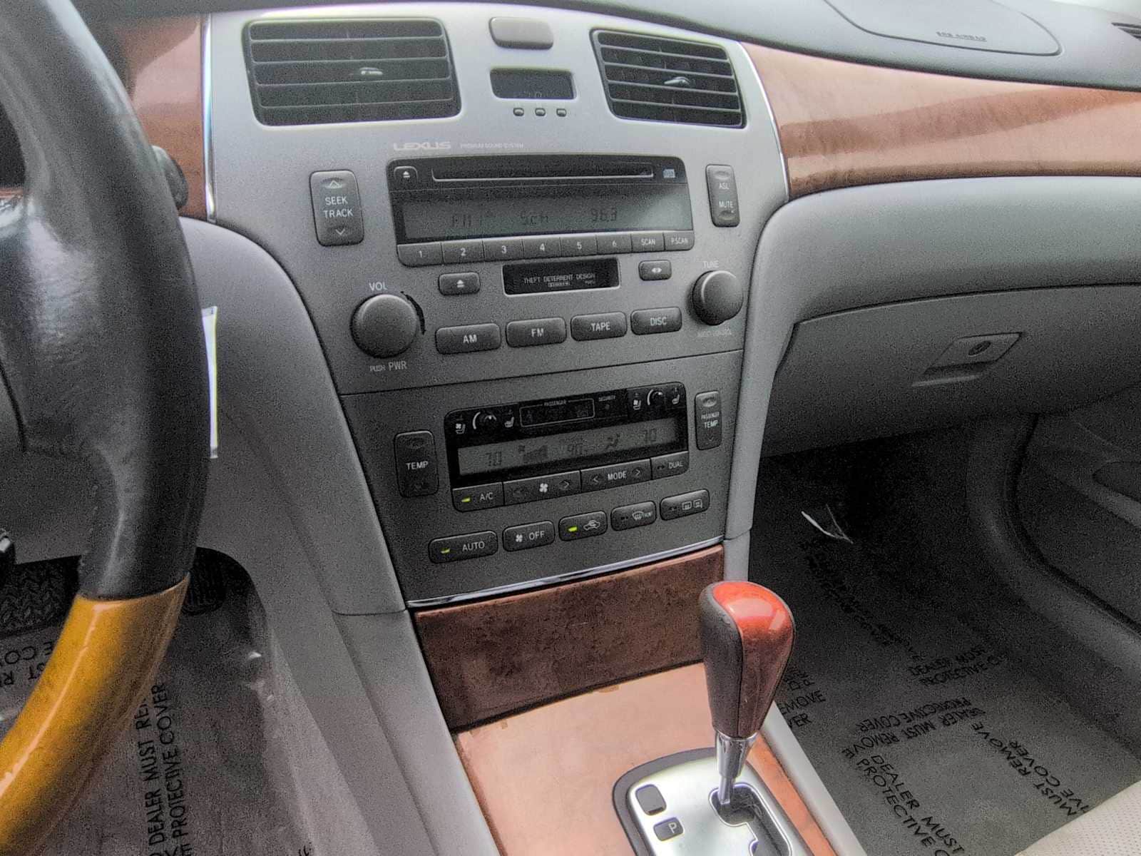 Thumbnail: 2005 Lexus ES - 28