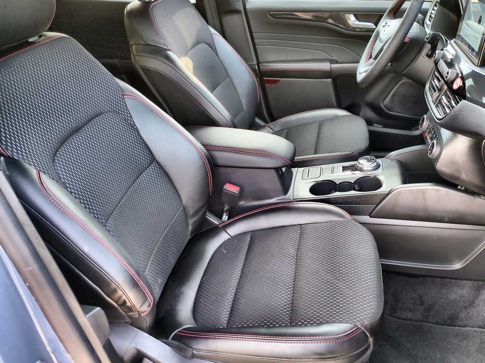 Thumbnail: 2025 Ford Escape - 21