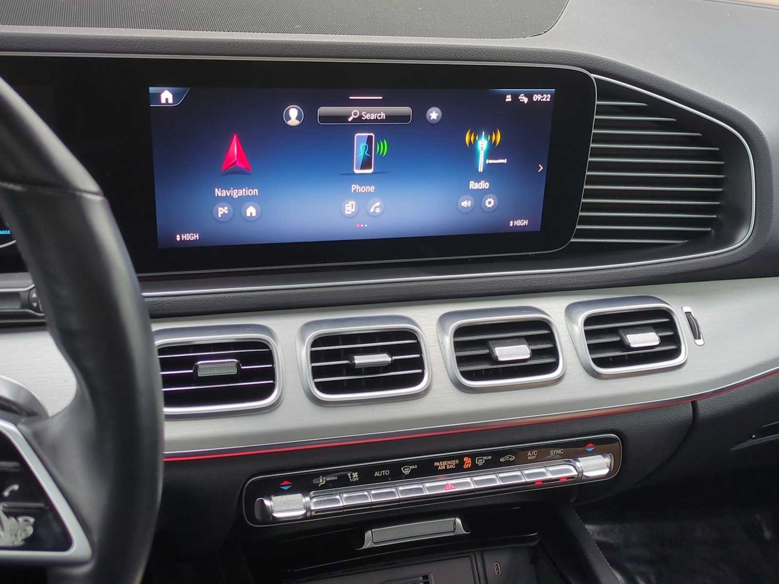 Thumbnail: 2025 Mercedes-Benz GLE - 29