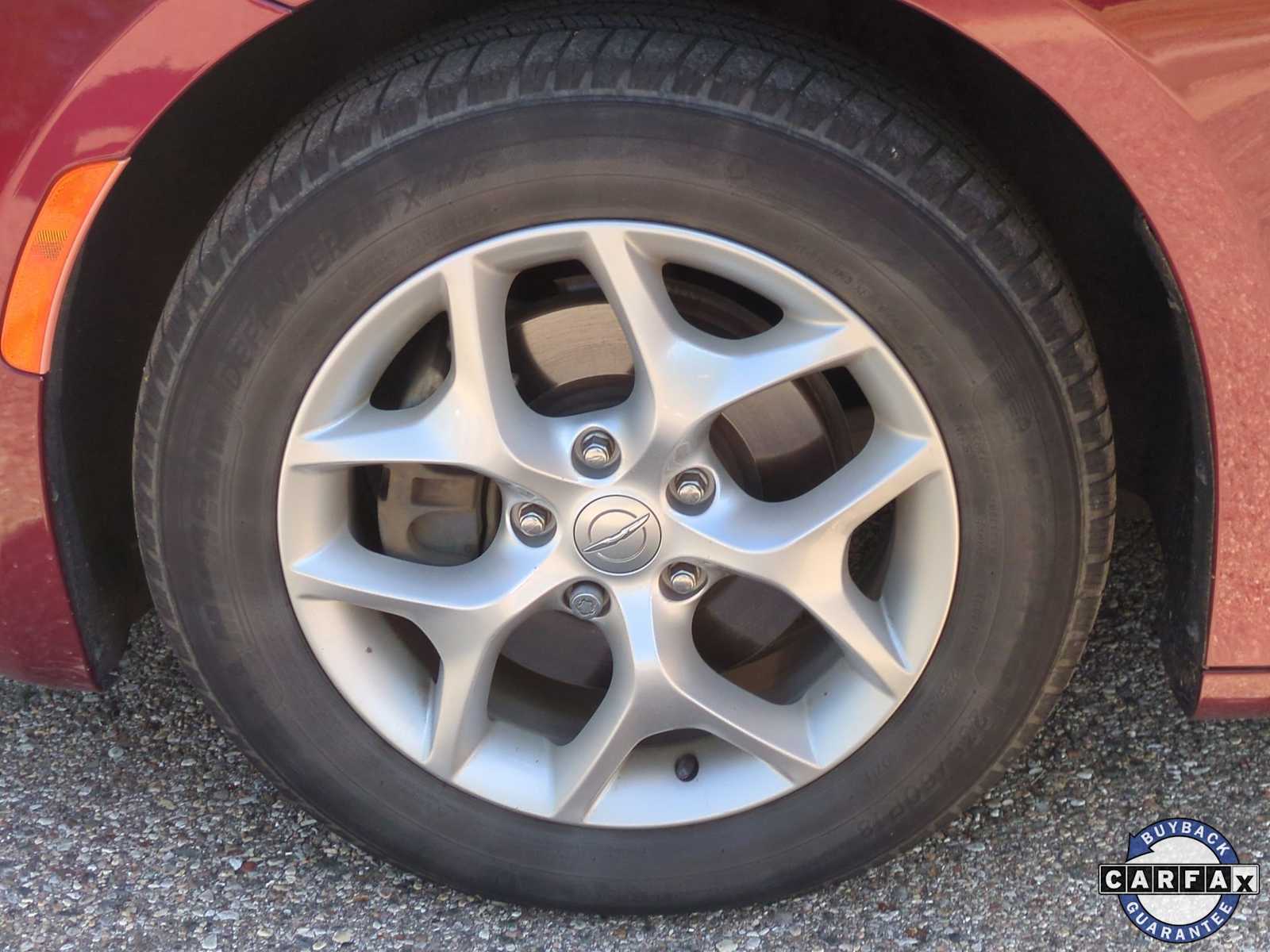 Thumbnail: 2019 Chrysler Pacifica - 14