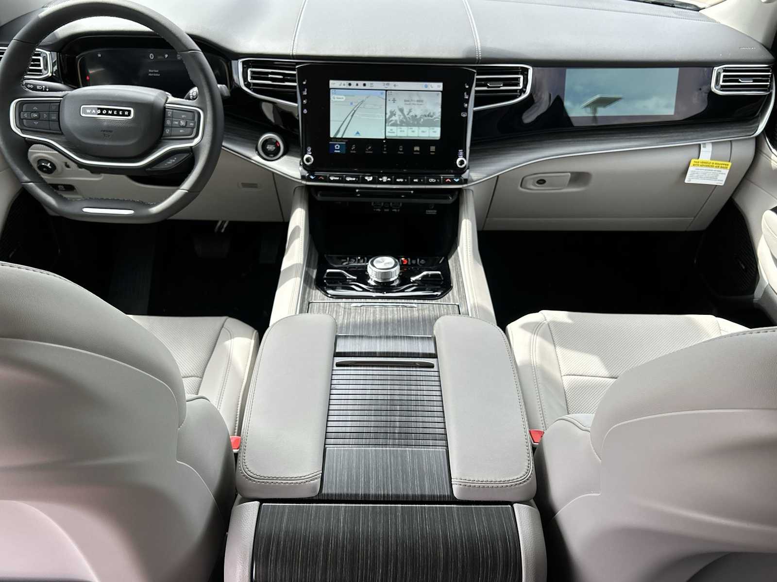 Thumbnail: 2023 Jeep Wagoneer - 13